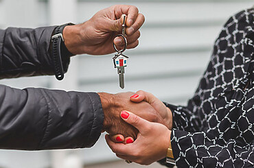 The Ultimate Guide to Choosing Online Tools for a Smarter, More Efficient Brokerage