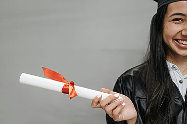 A Guide to Your Academic Journey: Handling Undergraduate Admissions in the UK