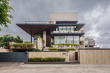 House of Linear Lines by Span Architects