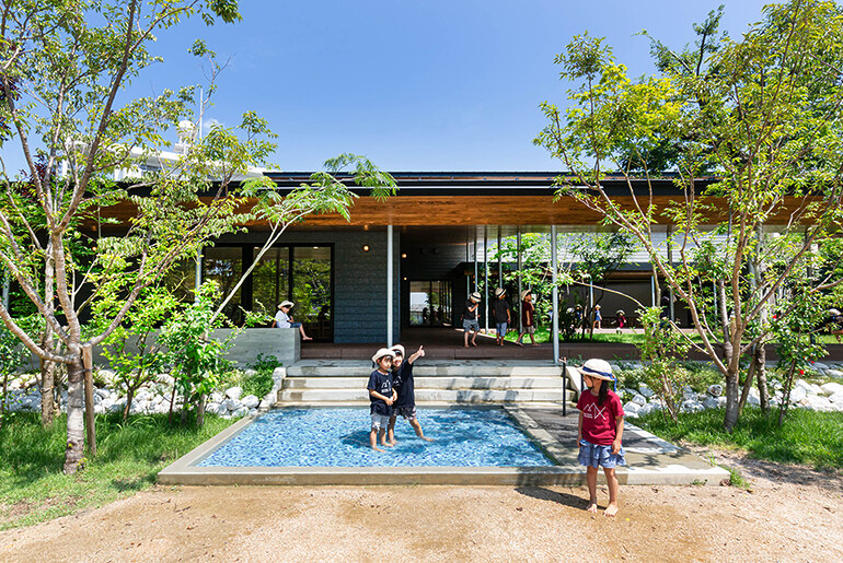 MJK Kindergarten by HIBINOSEKKEI + Youji no Shiro