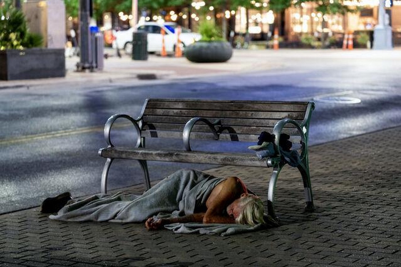 Designing Rejection The Psychological Costs of Hostile Urban Spaces-Sheet2