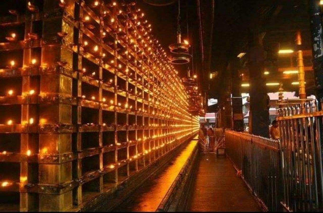 Travel the world Guruvayur Shri Krishna Temple-Sheet4