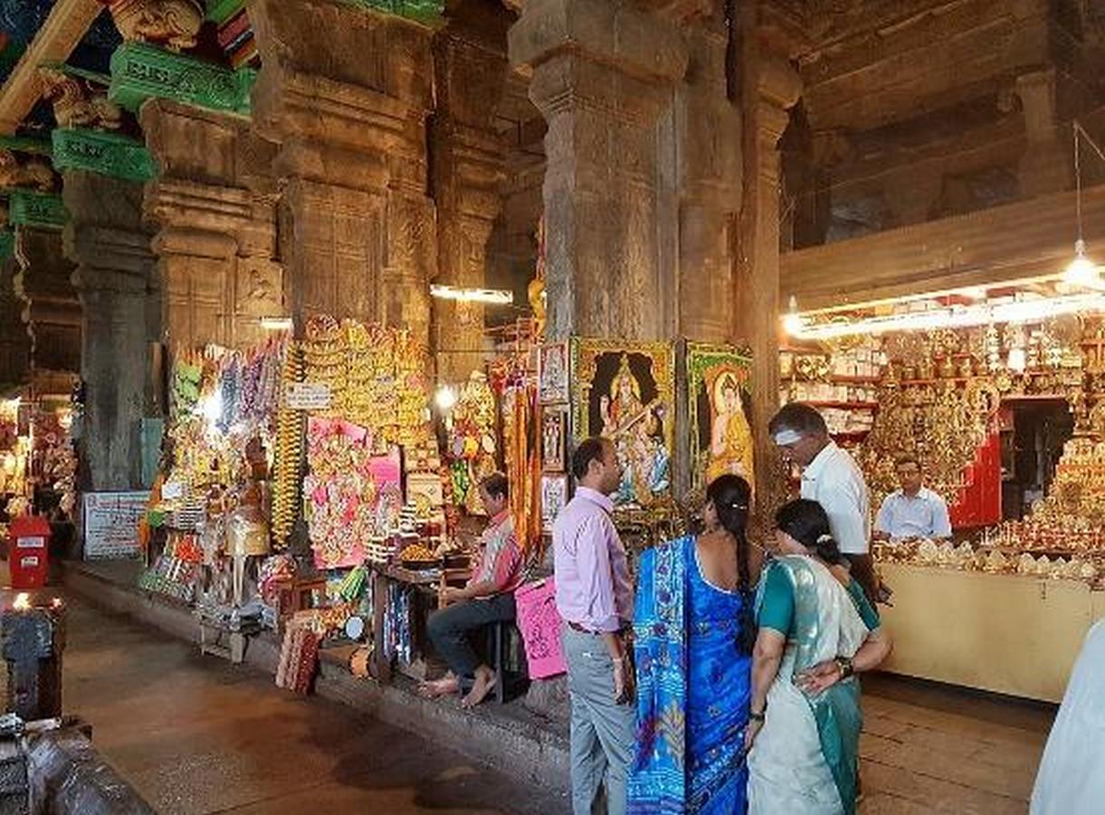 Markets, Bazaars and Cultural Hubs Evolving Around Places of Worship-Sheet2
