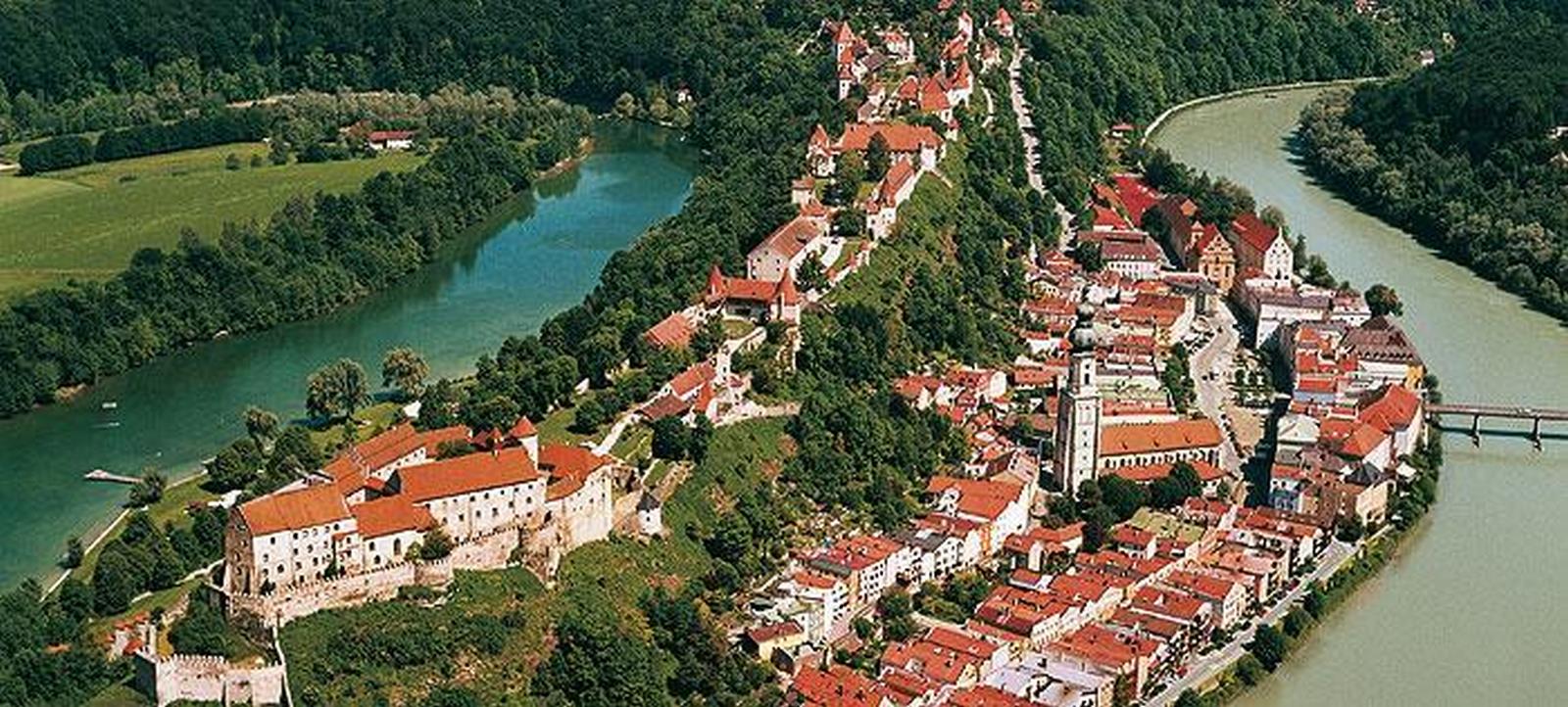 Travel the world Burghausen Castle-Sheet1