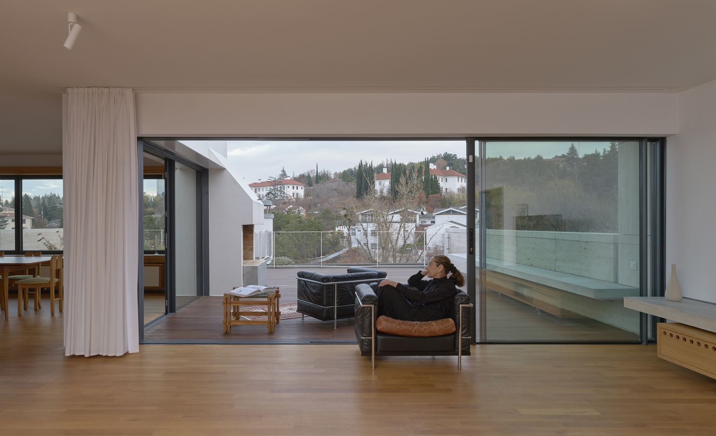 Terrace Flat in Ankara by Uygur Architects-Sheet10