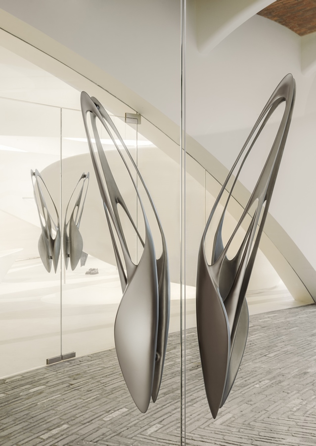 Marisfrolg Showroom opens in Shenzhen by Zaha Hadid Architects-Sheet1