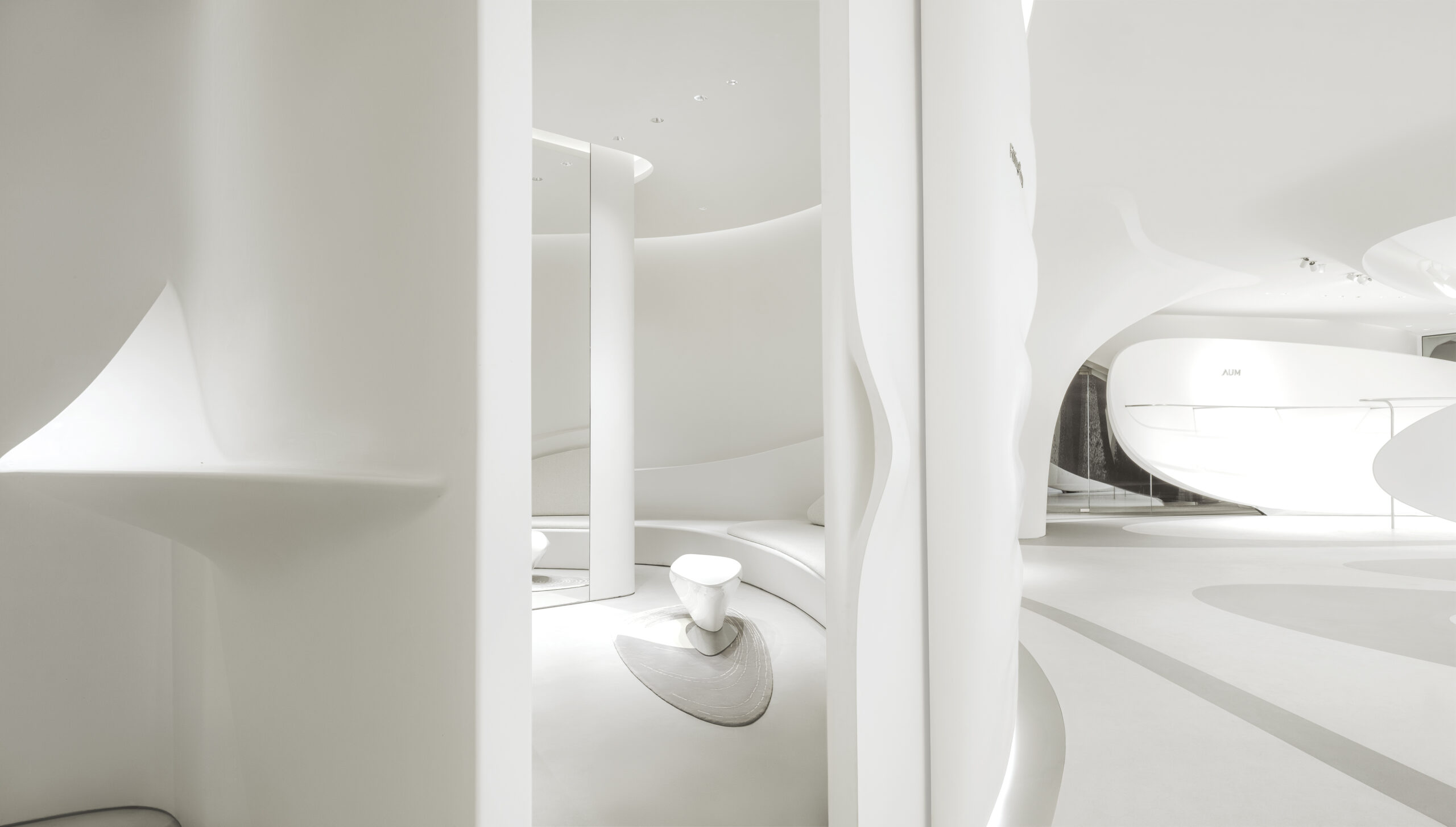 Marisfrolg Showroom opens in Shenzhen by Zaha Hadid Architects-Sheet7