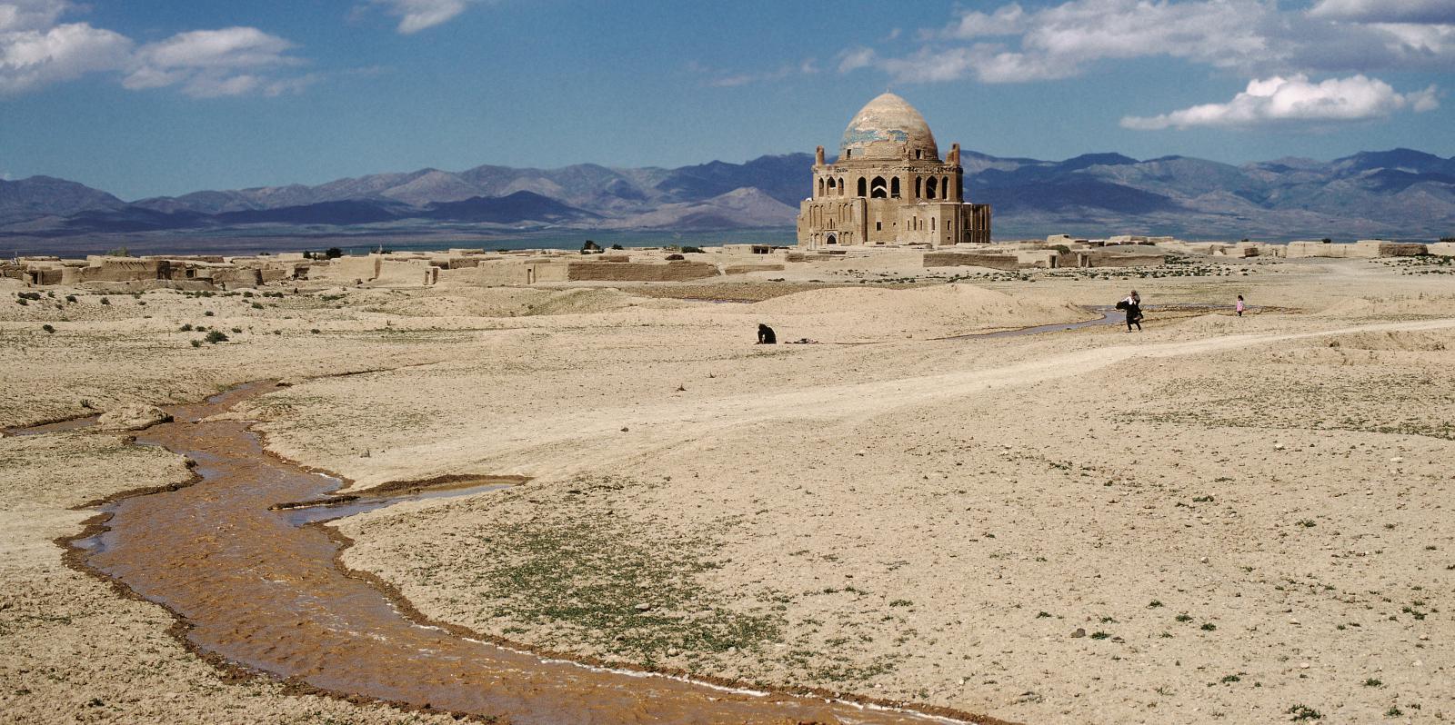 How Trade Routes Shaped Global Architectural Landscapes-Sheet1