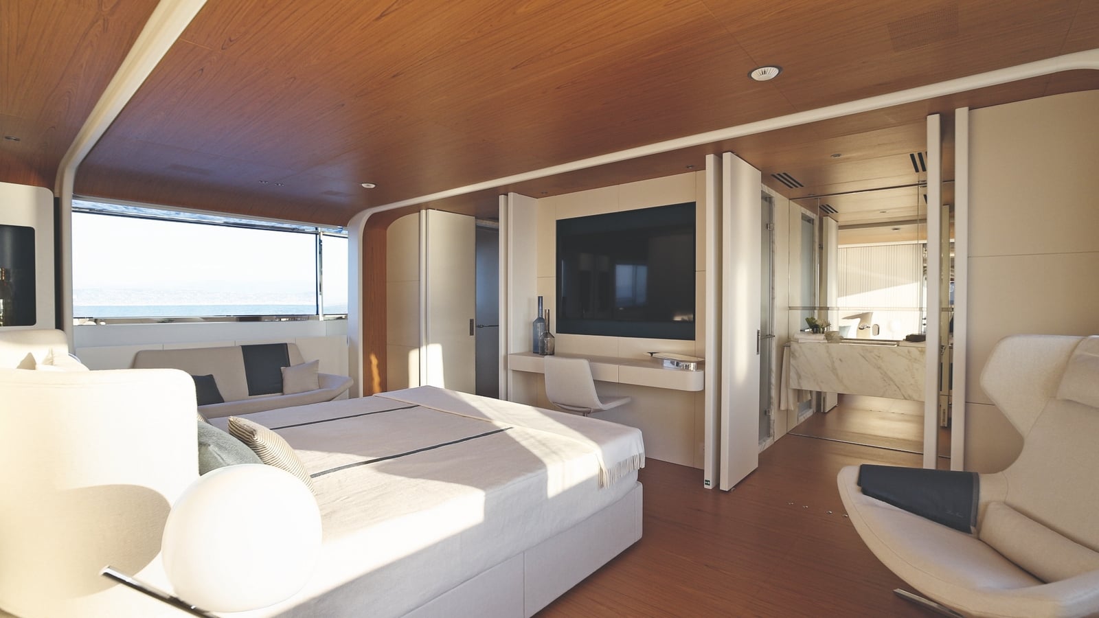 Benetti Motopanfilo 37M Exterior Deck & Interior Design by Lazzarini ...
