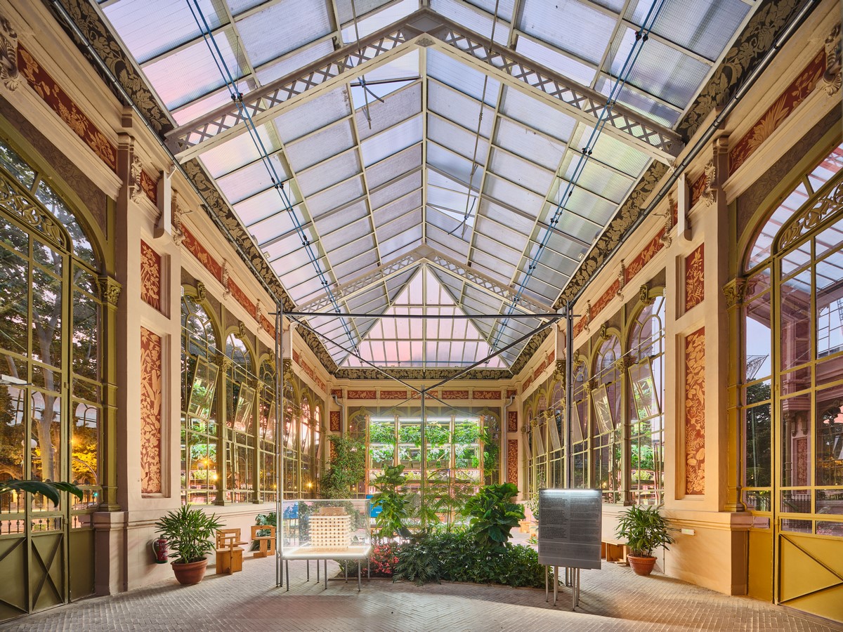 Exhibition at the Hivernacle in Parc de la Ciutadella-Sheet8