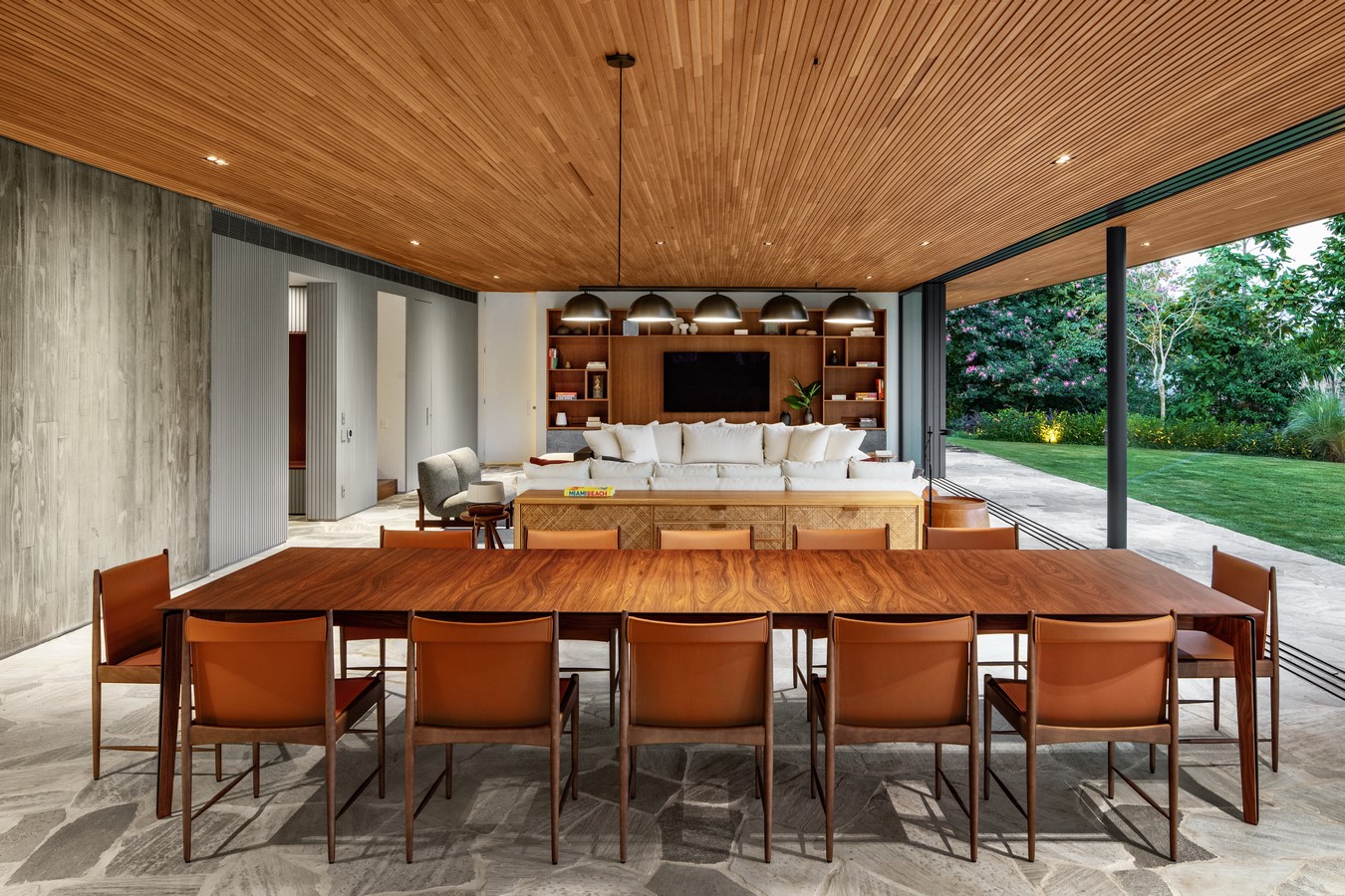 Floreira House by Matheus Farah e Manoel Maia Arquitetura-Sheet10