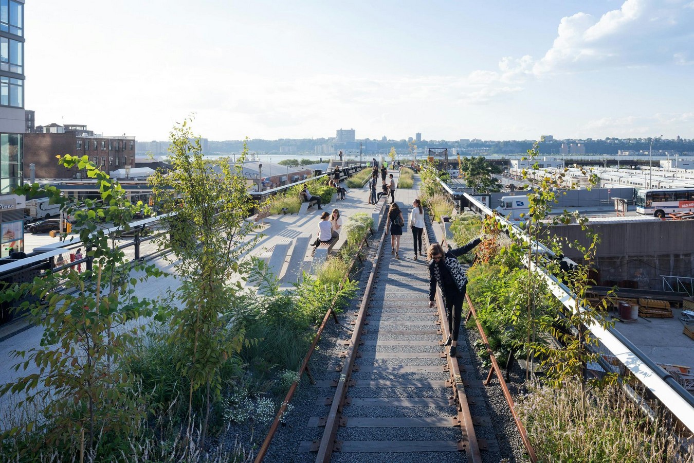 The High Line Re-adaptive uses of buildings-Sheet2
