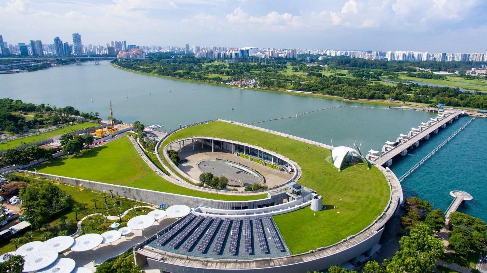 Water Architecture Redefining Spaces with the Wave-Sheet12