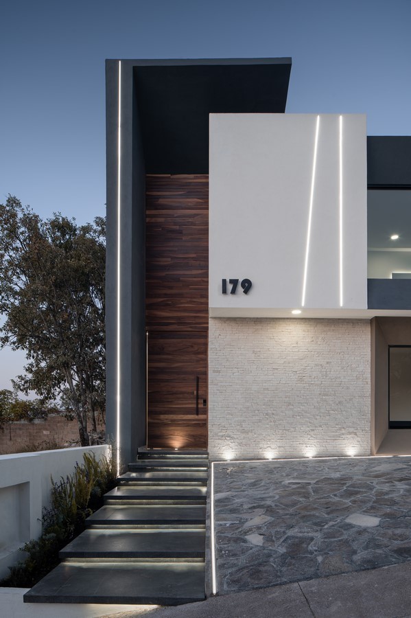 Albar House by Dehonor Architects-Sheet1
