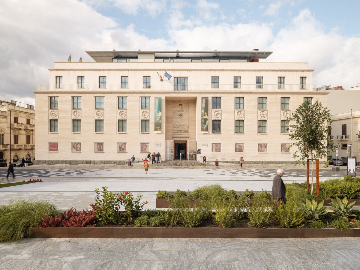 Redevelopment And Restoration Of Piazza De Nava And Piazza Alvaro by MICROSCAPE architectur-Sheet8