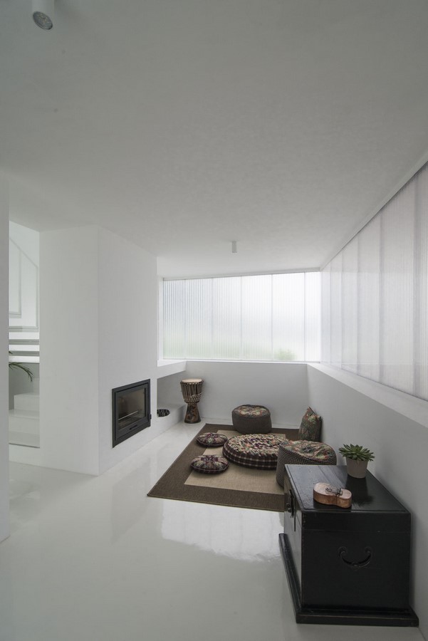 White Wolf Estate by AND-RÉ-Sheet5