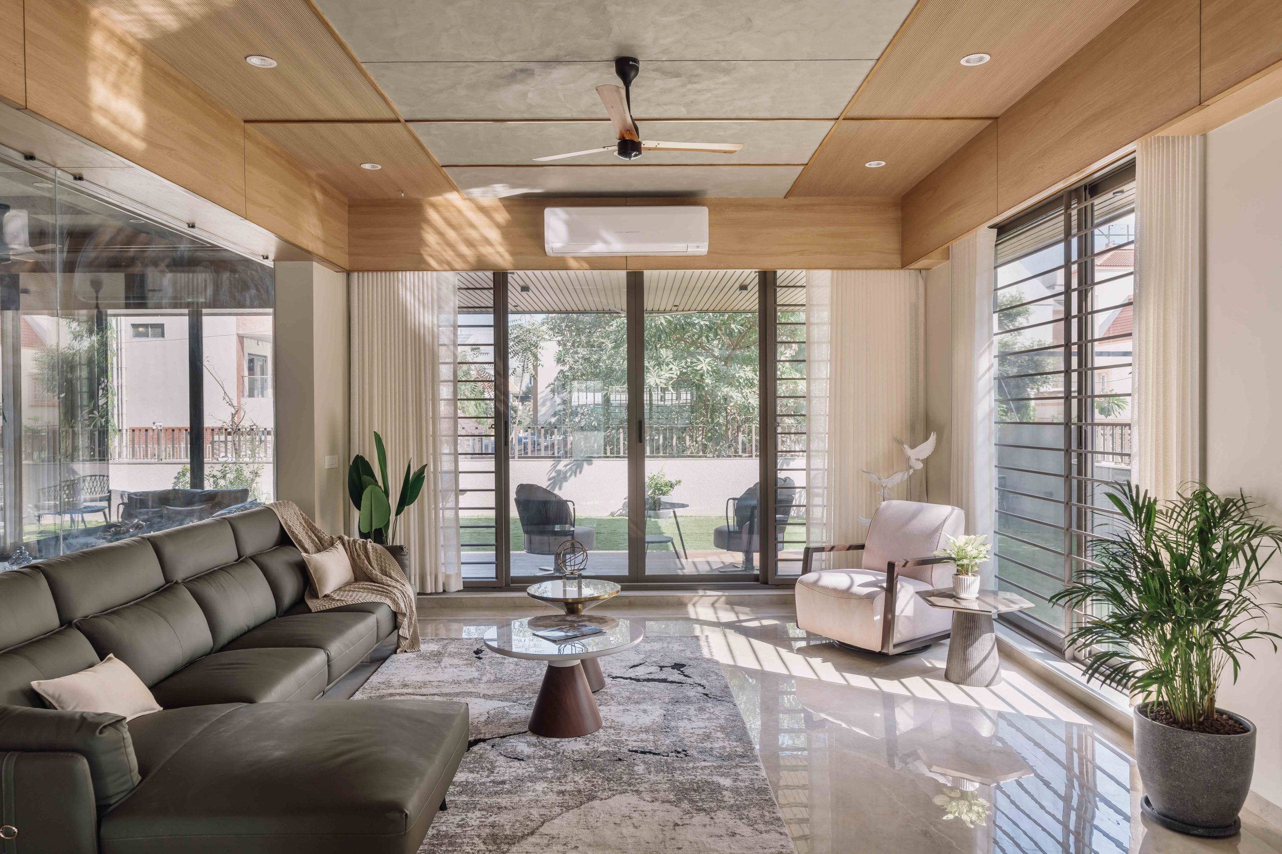 NRI Bungalow At Thaltej by Shayona Consultants-Sheet5