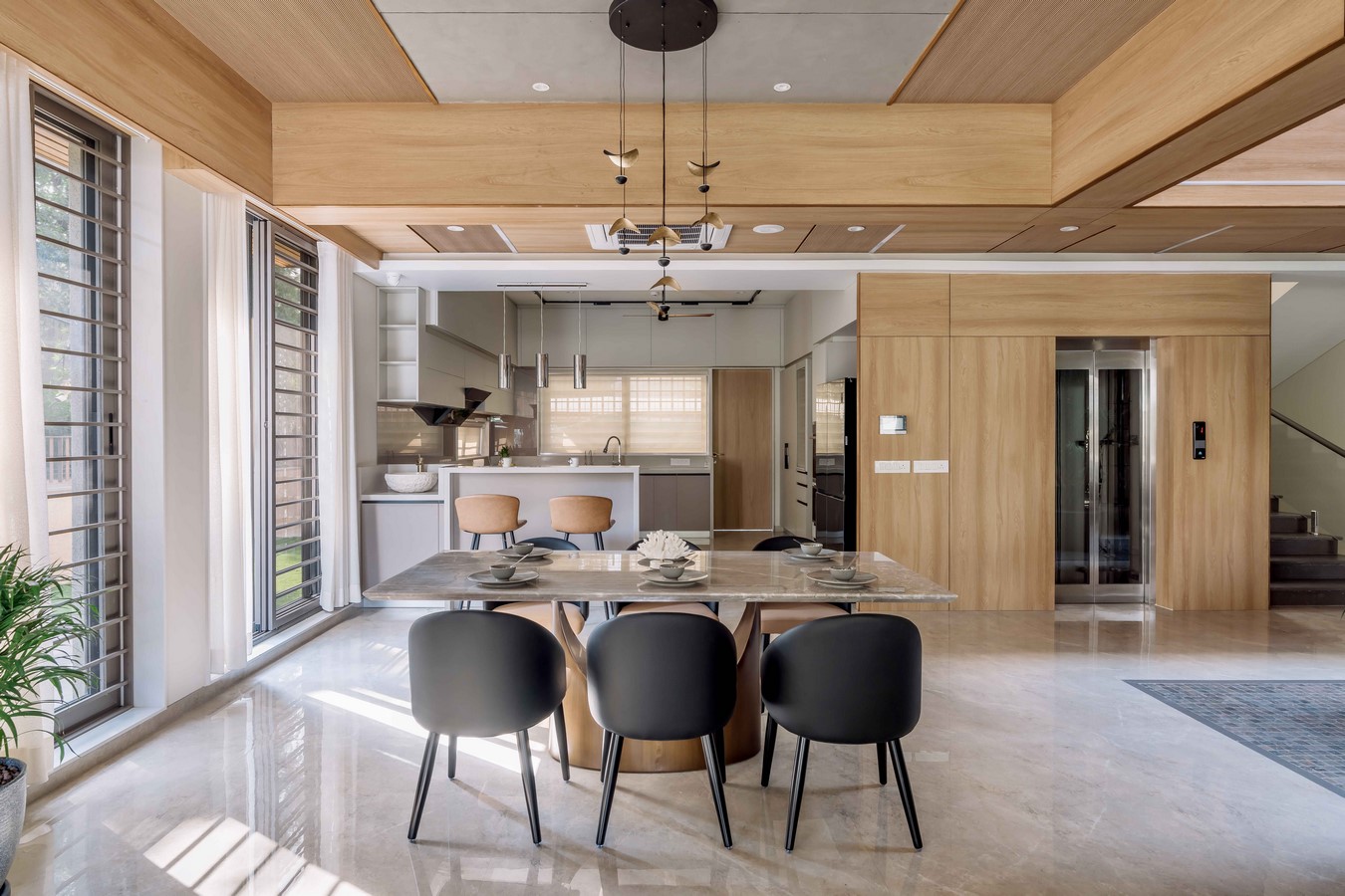 NRI Bungalow At Thaltej by Shayona Consultants - RTF | Rethinking The ...