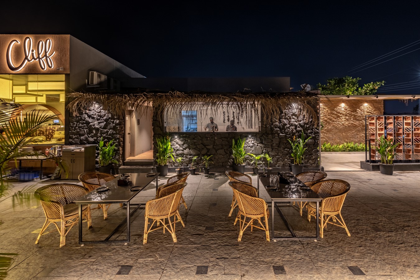 Cliff All Day Dining and Bar by Modern Mistry for Publication-Sheet6