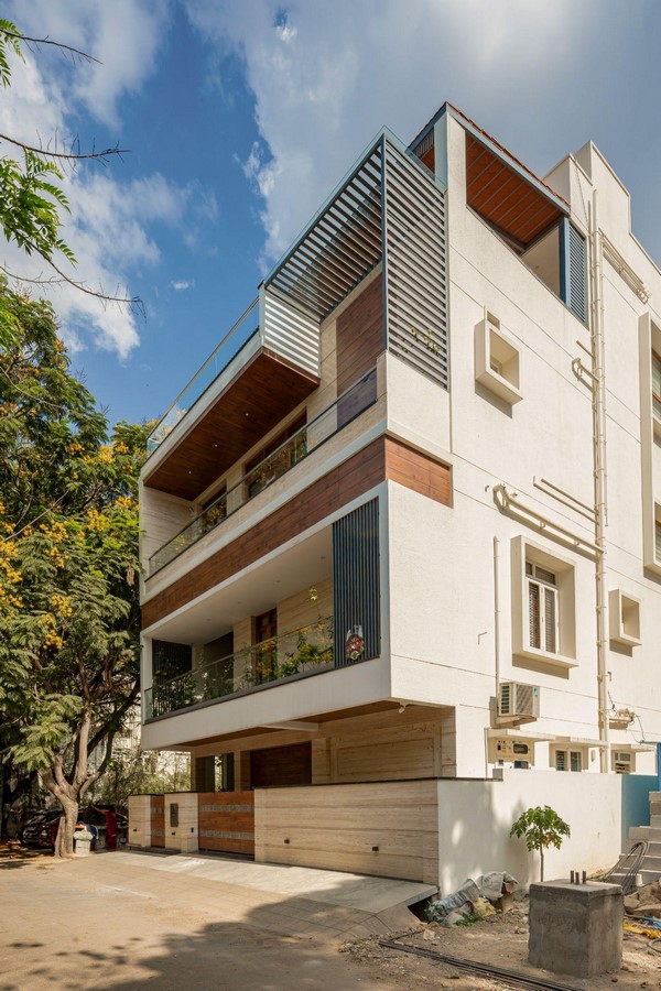 Inside the 40x60 abode that hinges on wood finishes by Design Thoughts Architects-Sheet6