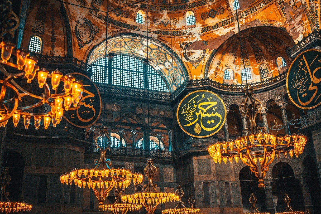 Hagia Sophia- a catalyst of opposing thought-Sheet2