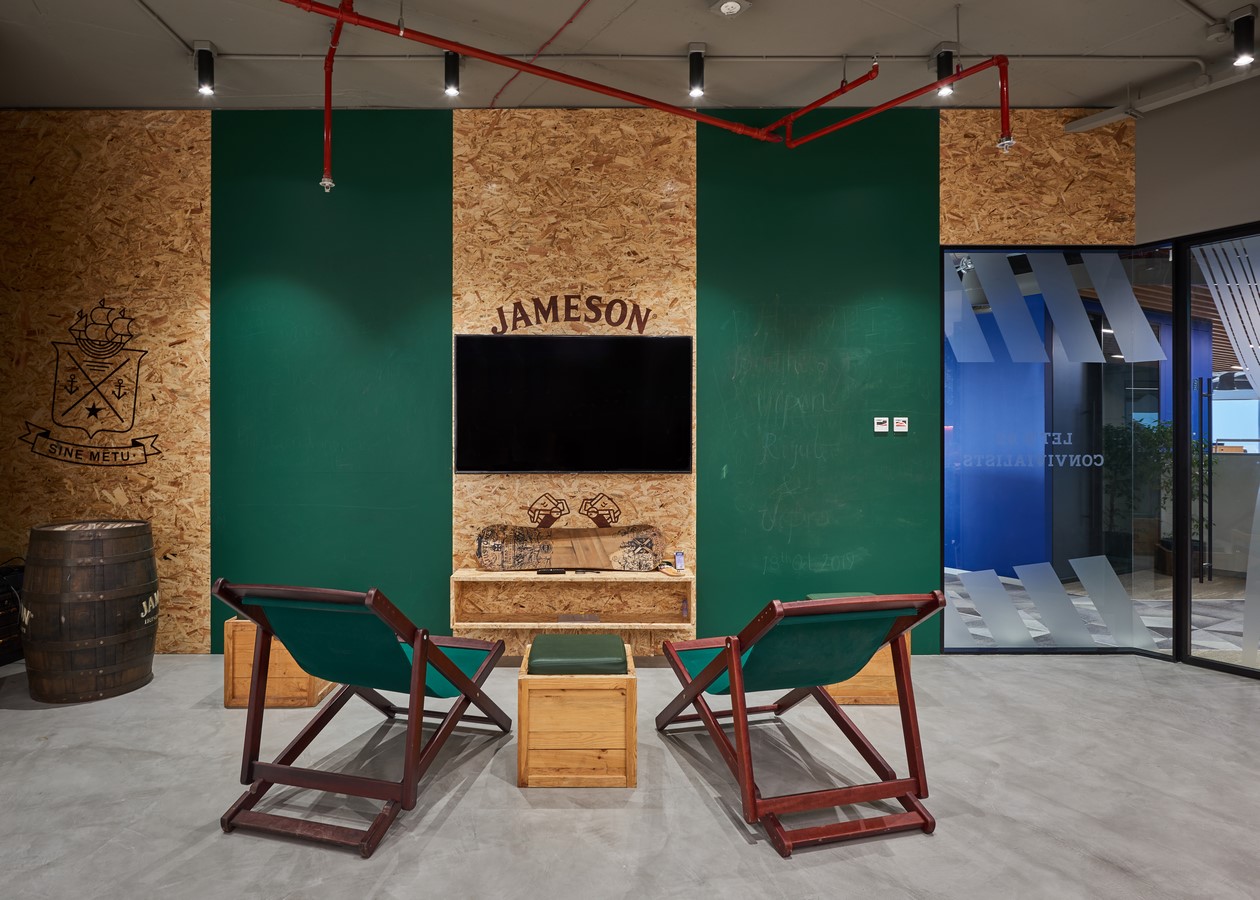 Pernod Ricard Office by Basics Architects-Sheet10