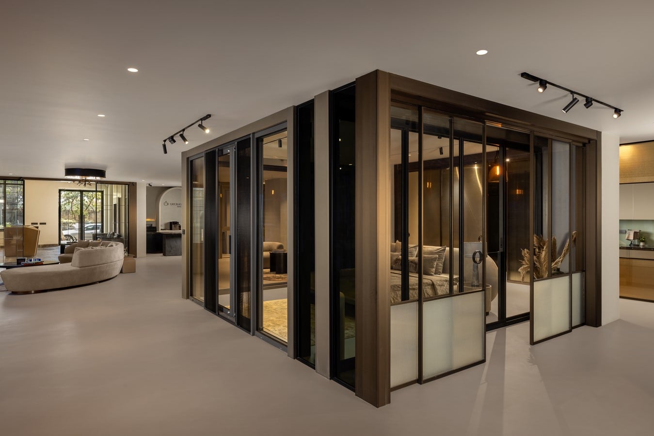 A New Chapter in Fenestration Design by Parallel-Sheet2