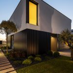 L shaped house with pool by Utopia - Arquitectura e Engenharia Lda-Sheet8