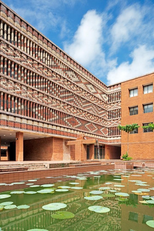 Role of cultural memory and traditional systems in future-facing designs In the Indian context-Sheet4