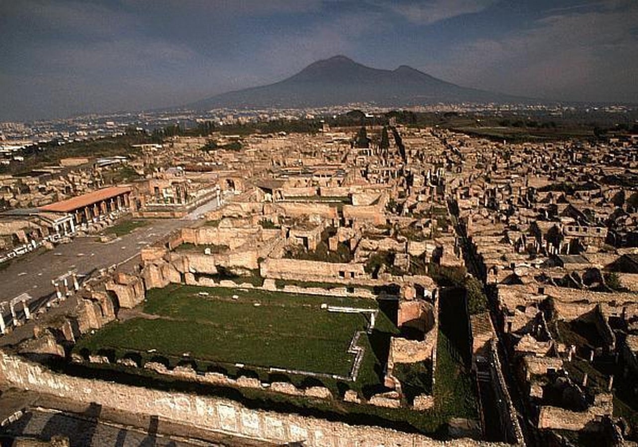 UNESCO World Heritage Site Pompeii Archaeological Park-Sheet1
