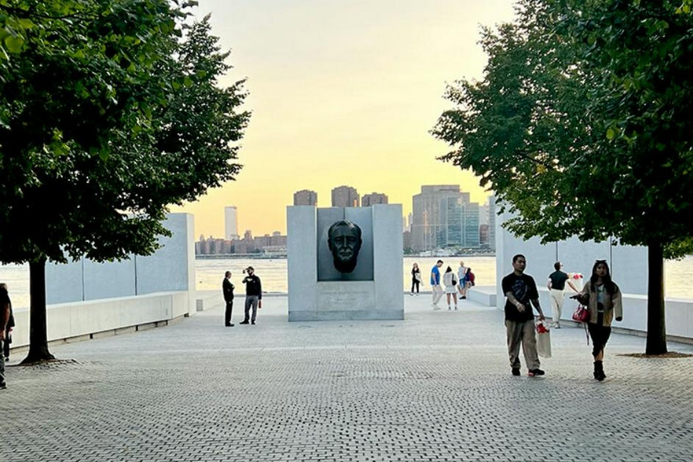 Ai Weiwei Transforms New York Space with Giant Camouflage Installation-sHEET2