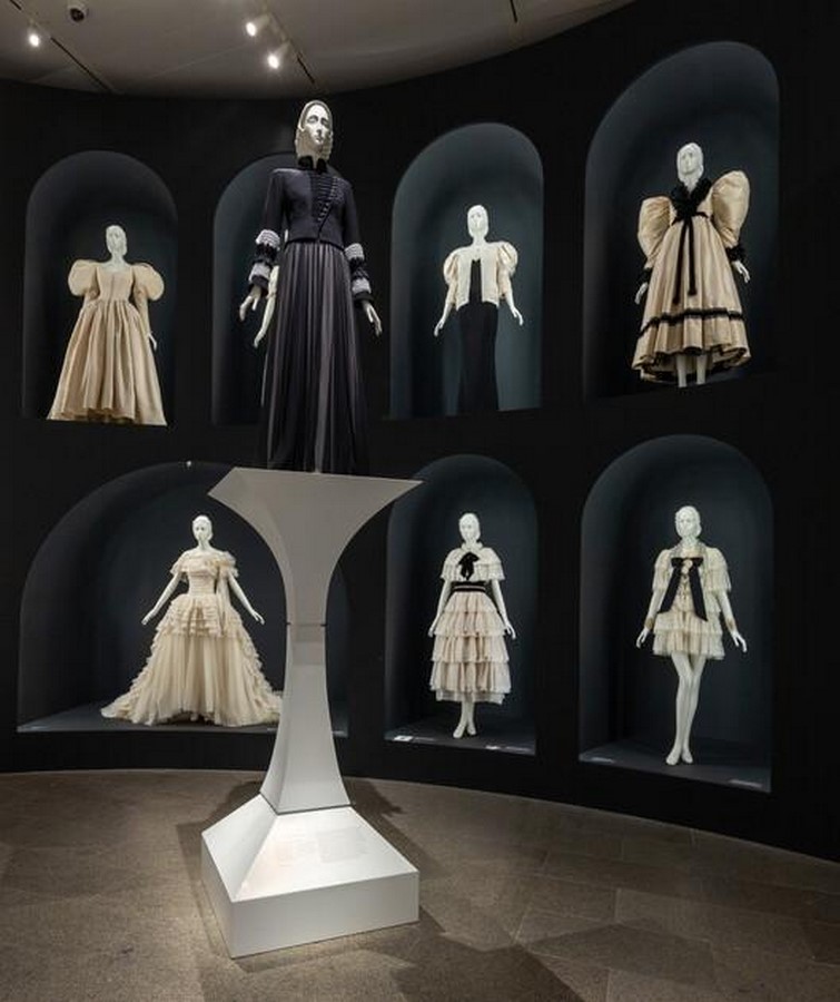 Exhibition Design Meets Architecture Tadao Ando’s Exhibition Design for MET GALA 2023-Sheet3
