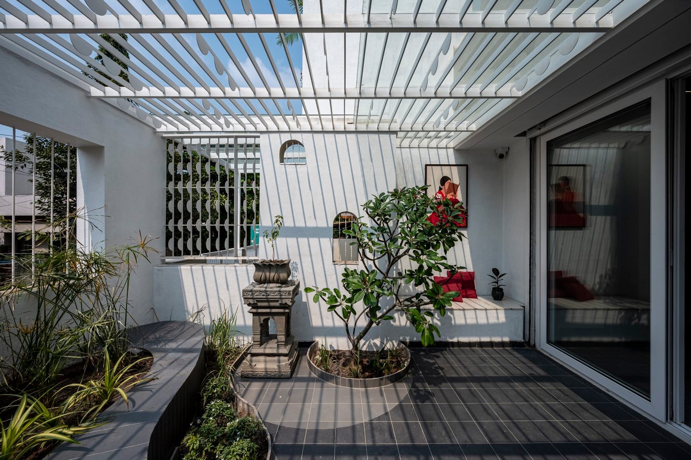Z Design Studio Venu by Z- Design Studio - RTF | Rethinking The Future