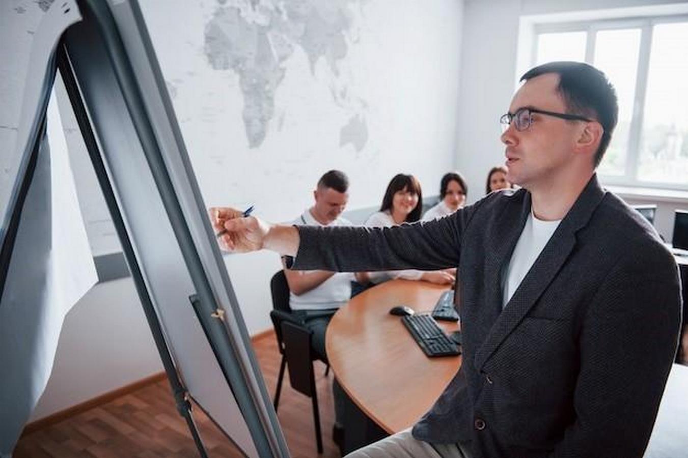 7 Smart Ways Coaching Enhances Team Collaboration - RTF | Rethinking ...