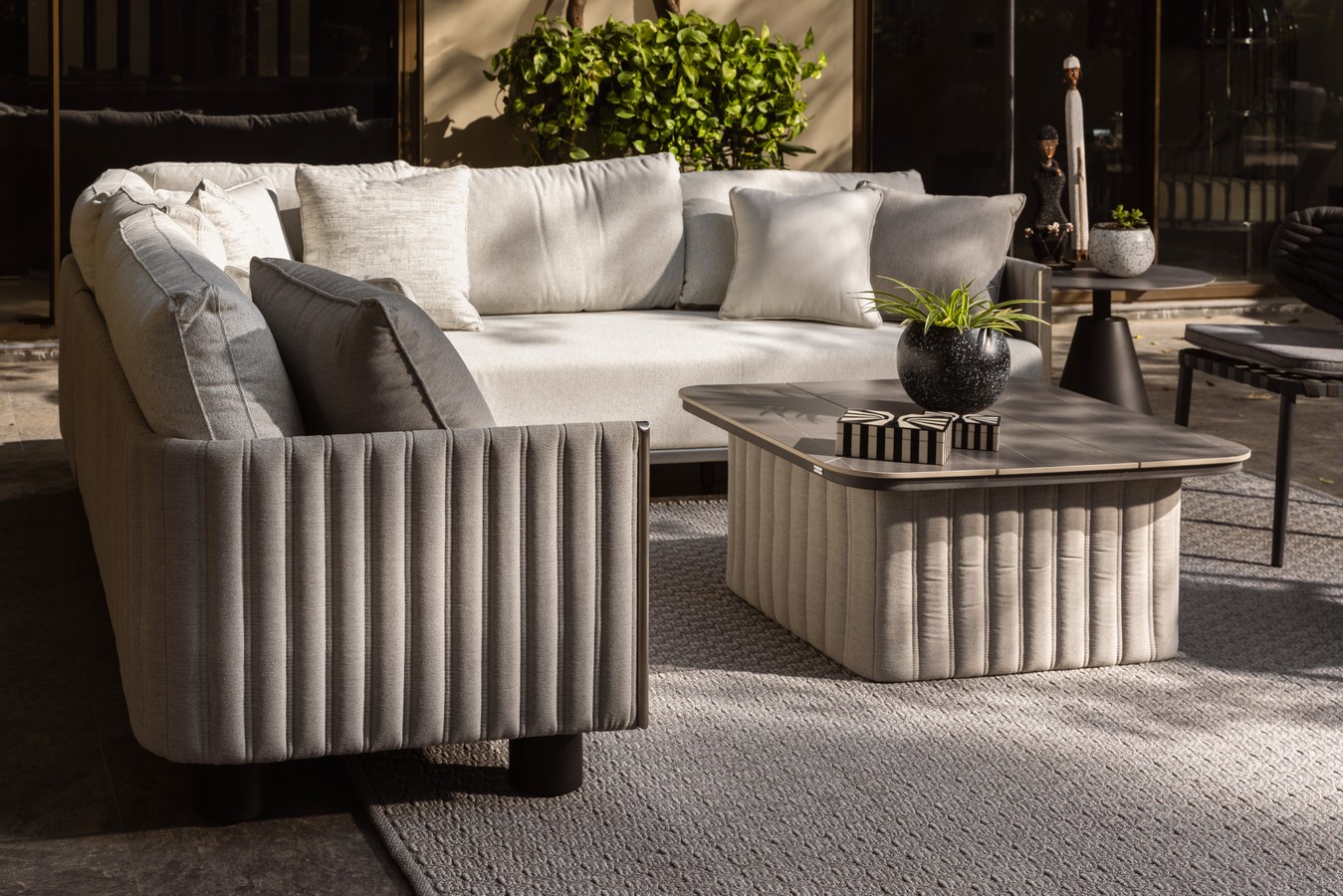 New Playa Sofa Set Sculptural Comfort for Outdoor Living by Häuser-Sheet3