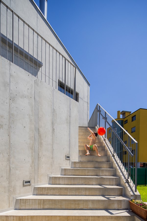 SWISSHOUSE XL in Coldrerio, Switzerland by Davide Macullo Architects-Sheet9