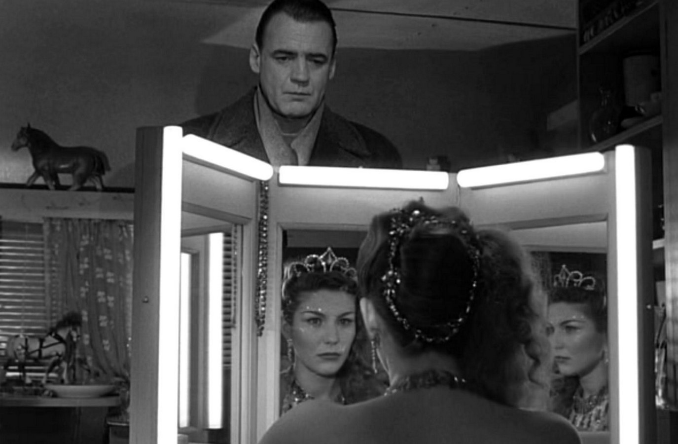 An architectural review of Wings of Desire-Sheet2