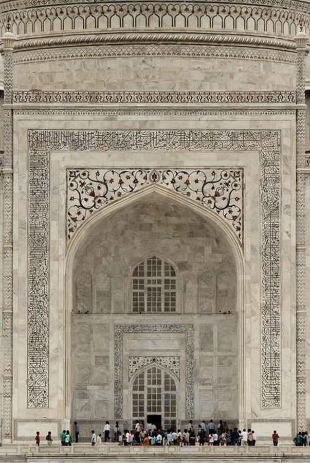 Portals to the Past The Sensory Power of Historic Architecture-Sheet5
