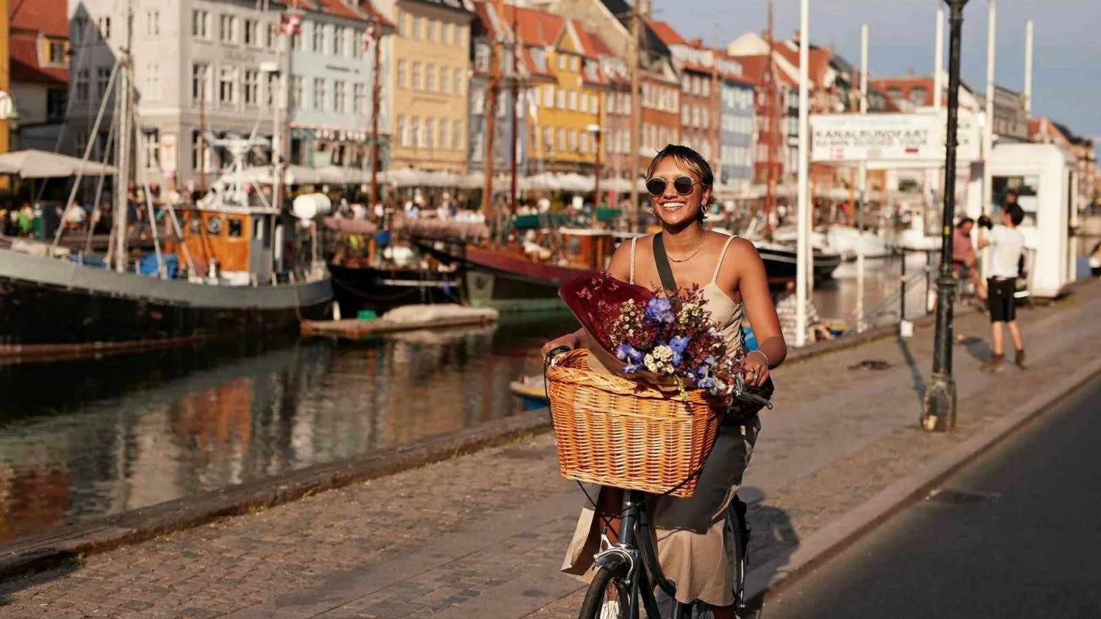 The Role of Happiness in Transforming Cities Through Urban Design-Sheet3