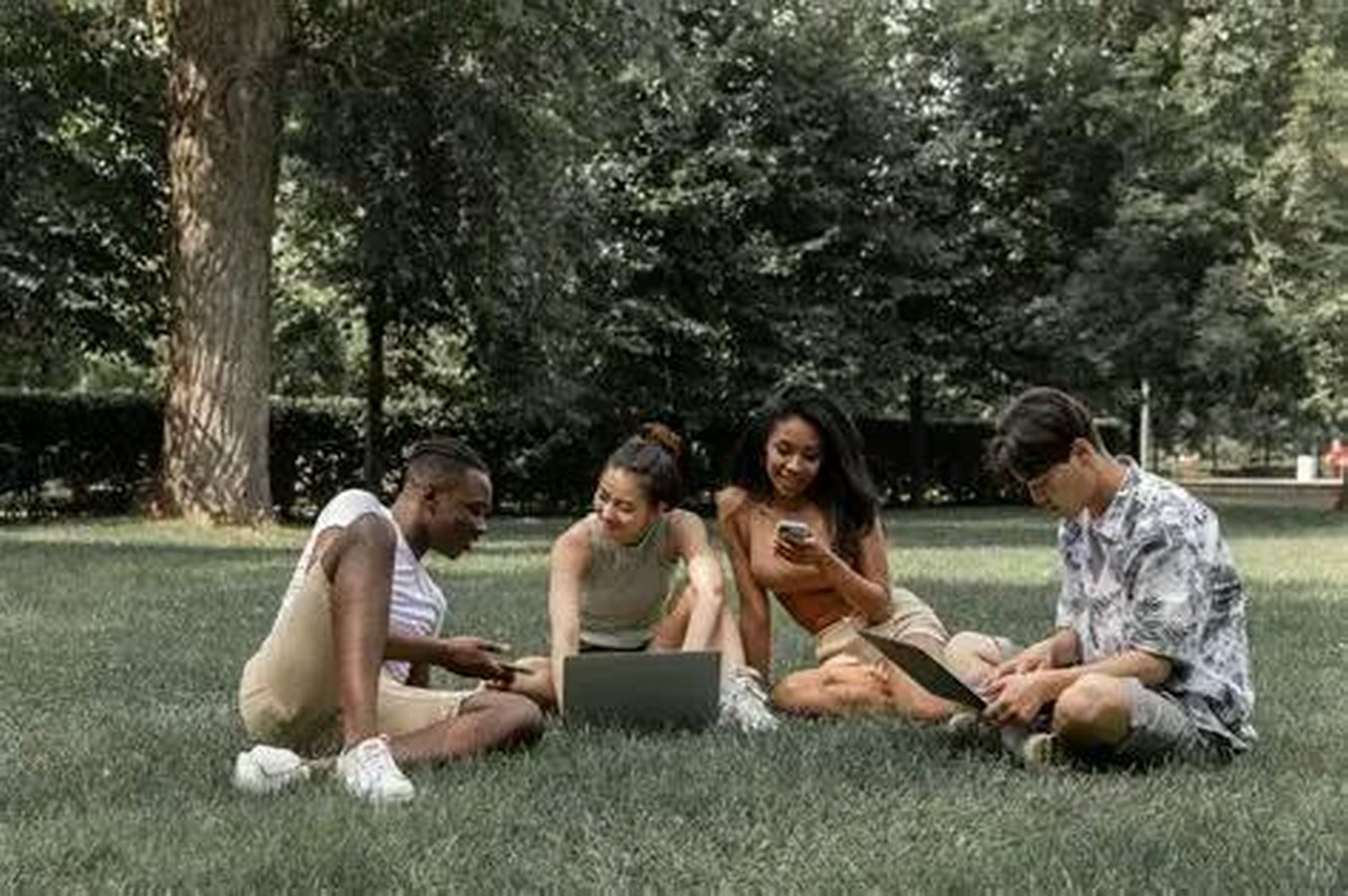 Designing for the Digital Natives How Architecture Shapes Generation Z-Sheet1