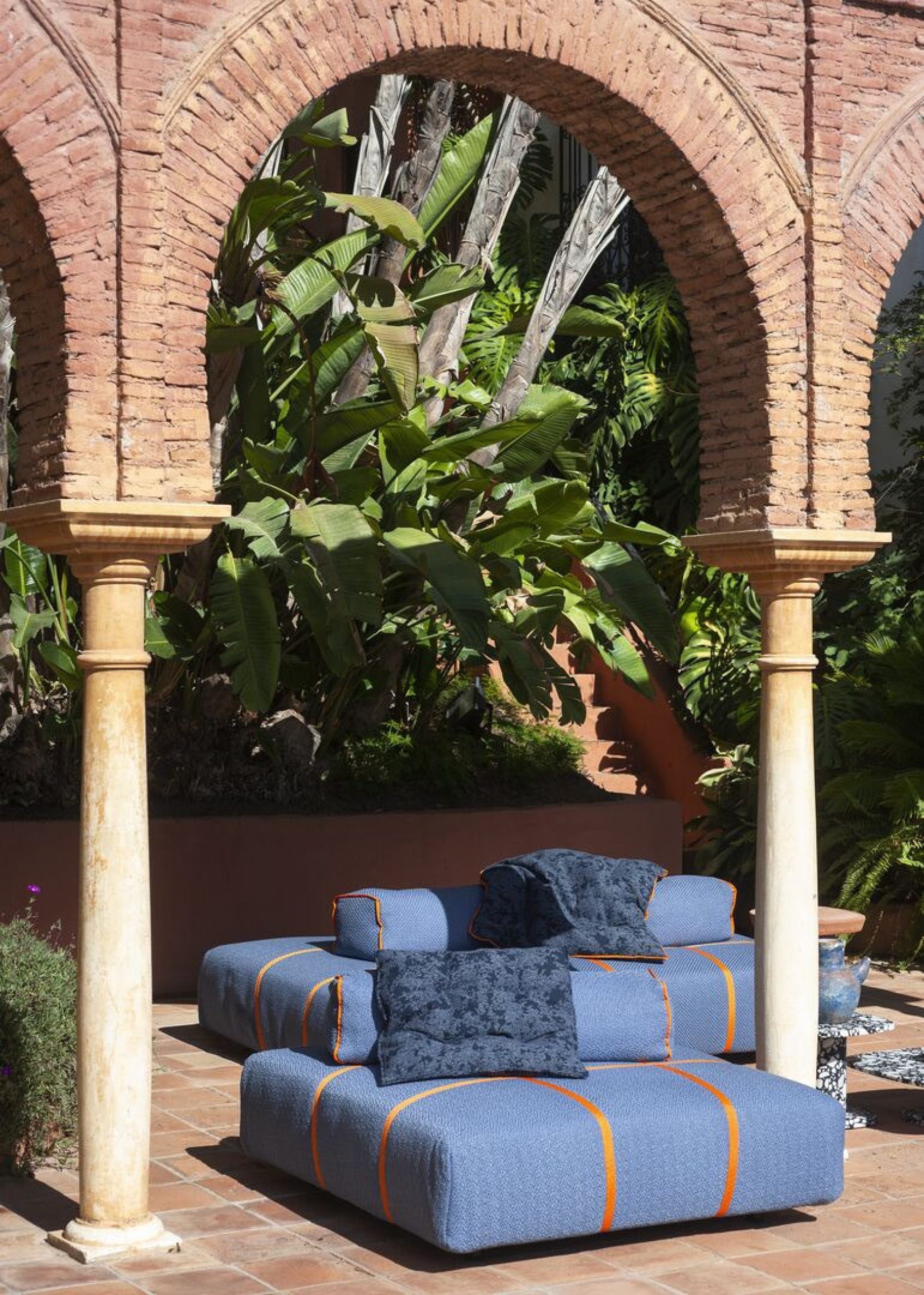 Redefining Outdoor Living Baxter's Panama Bold Sofa by Sources Unlimited-Sheet3