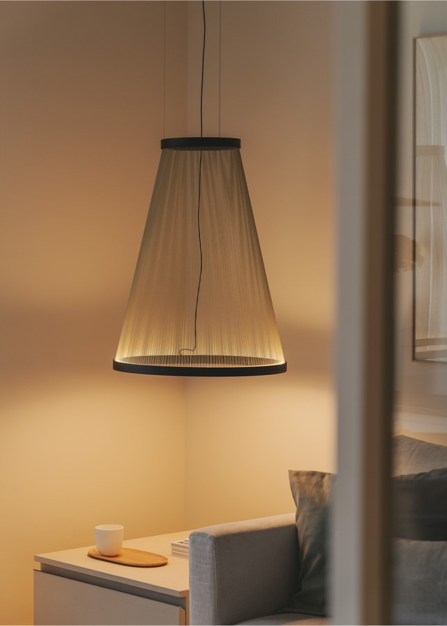 ‘Array’-Lamp That Floats in Space by Sources Unlimited-Sheet1