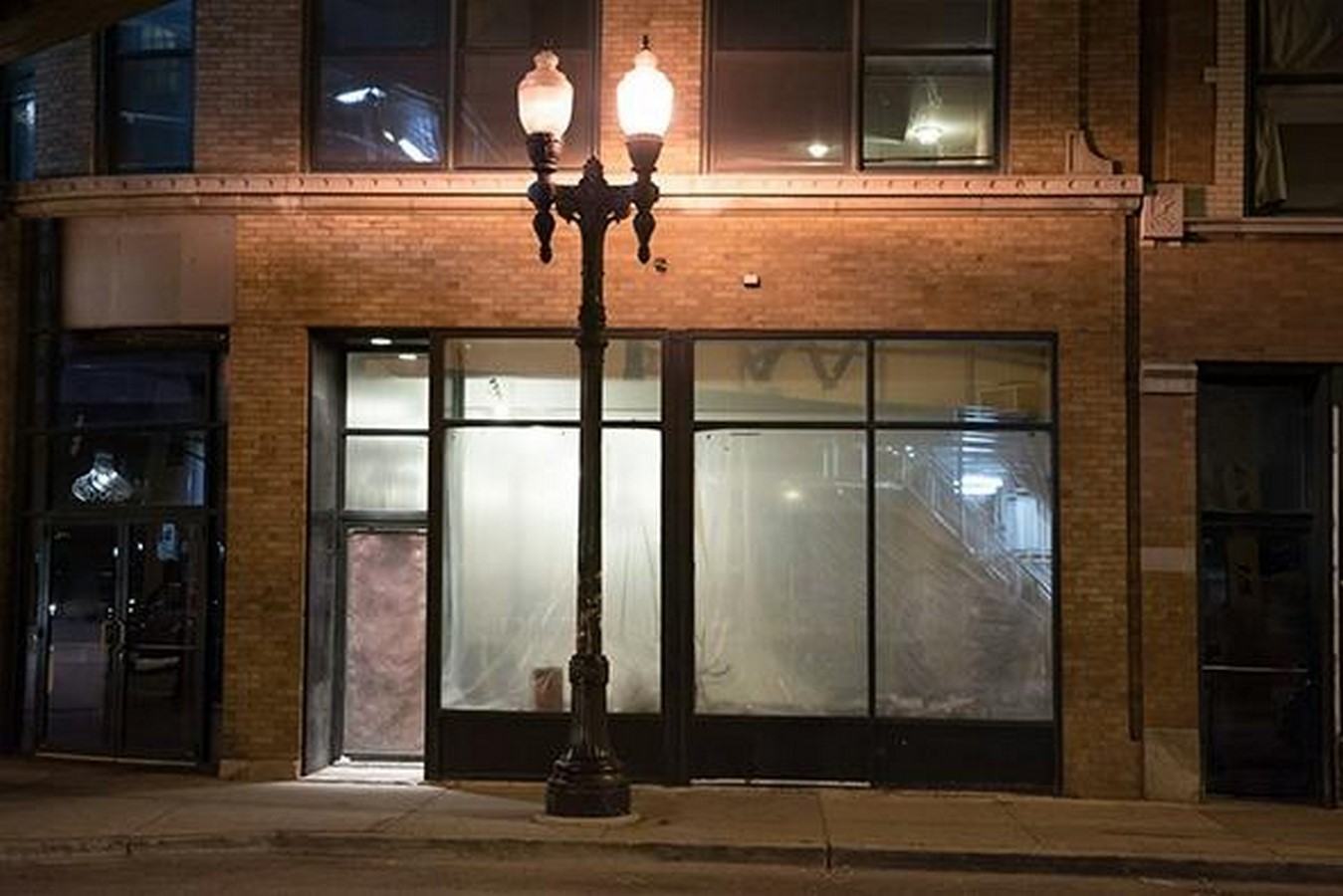 The Hidden Architecture of the 10-Minute City: Ghost Kitchens, Dark Stores, and the Rewiring of Urban Space-Sheet1
