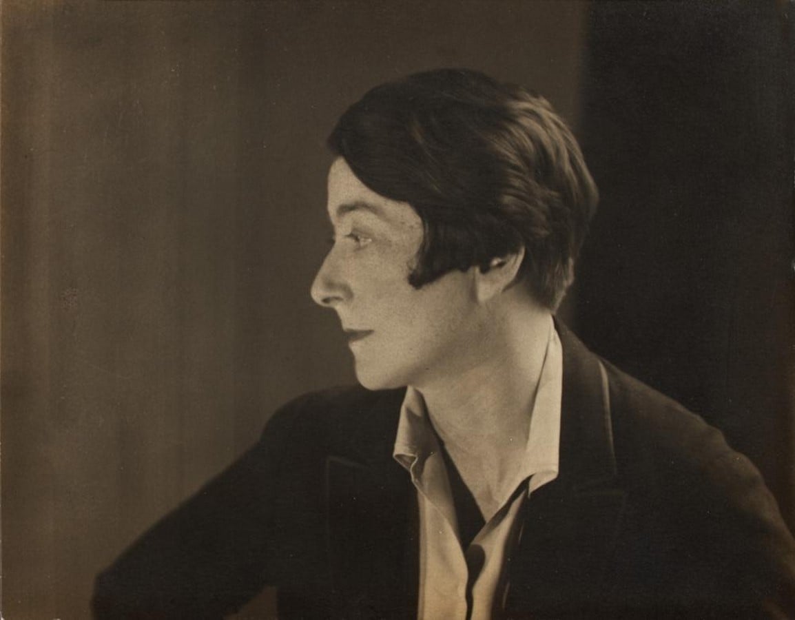 Once again, it was a Man speaking for a Woman – Tales for Female Architects-Sheet1