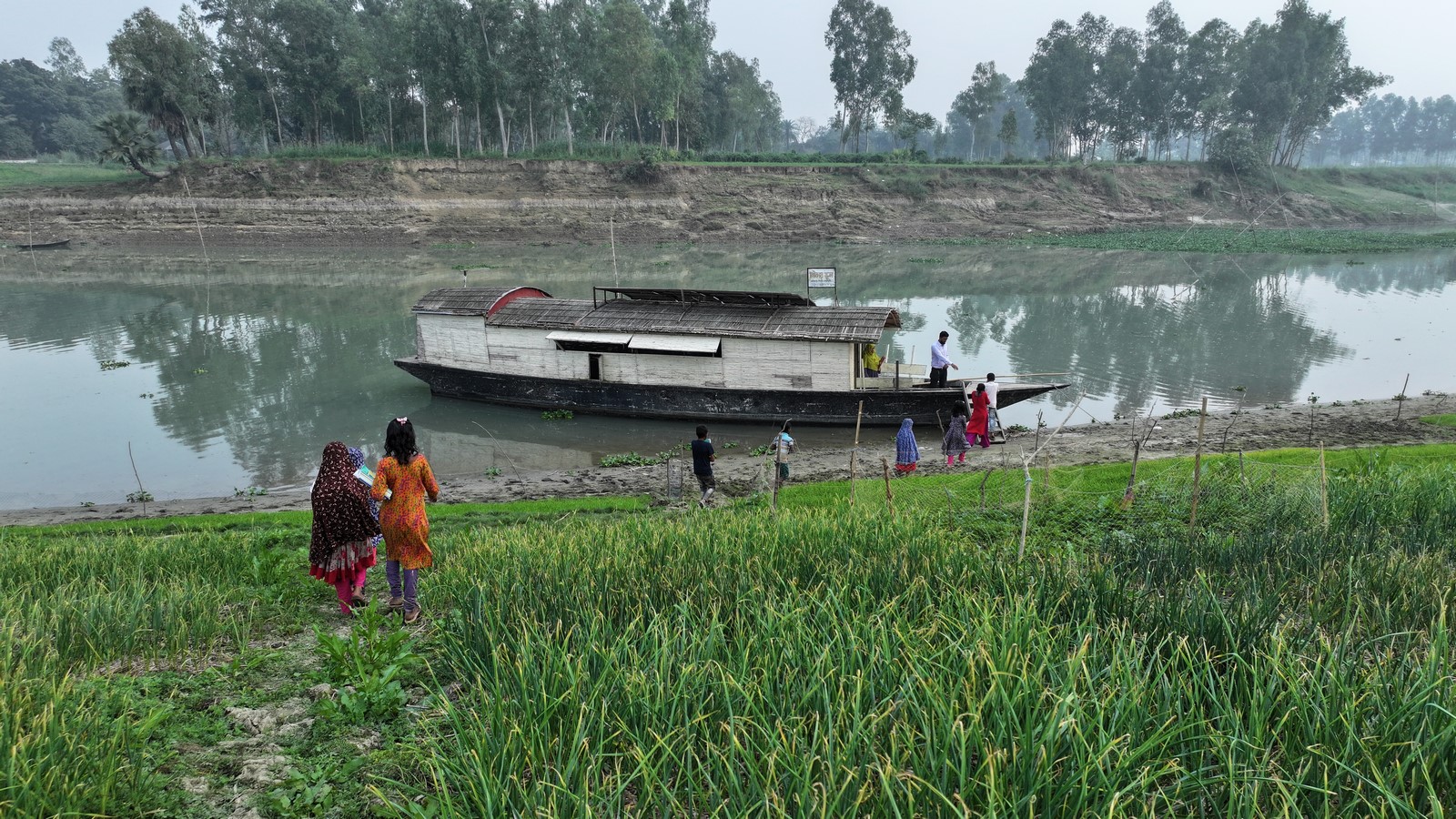 Floating Schools by Shidhulai Swanirvar Sangstha-Sheet1