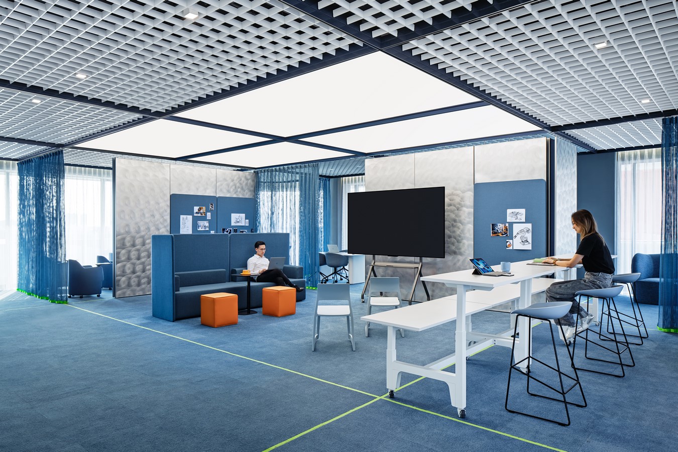 MAX Show Office & Sales Centre Foshan by Ippolito Fleitz Group-Sheet10