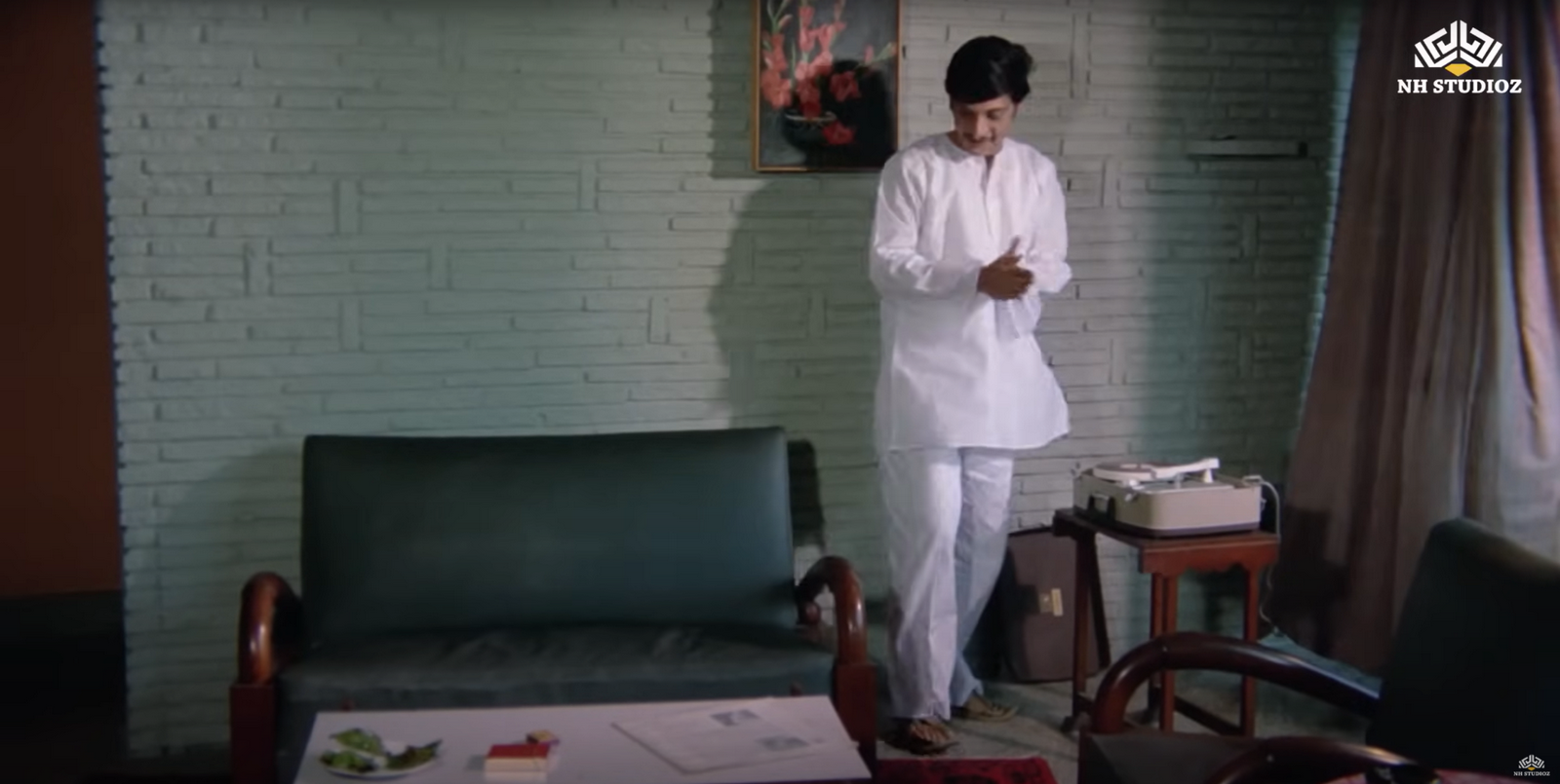 An architectural review of Chhoti Si Baat-Sheet11