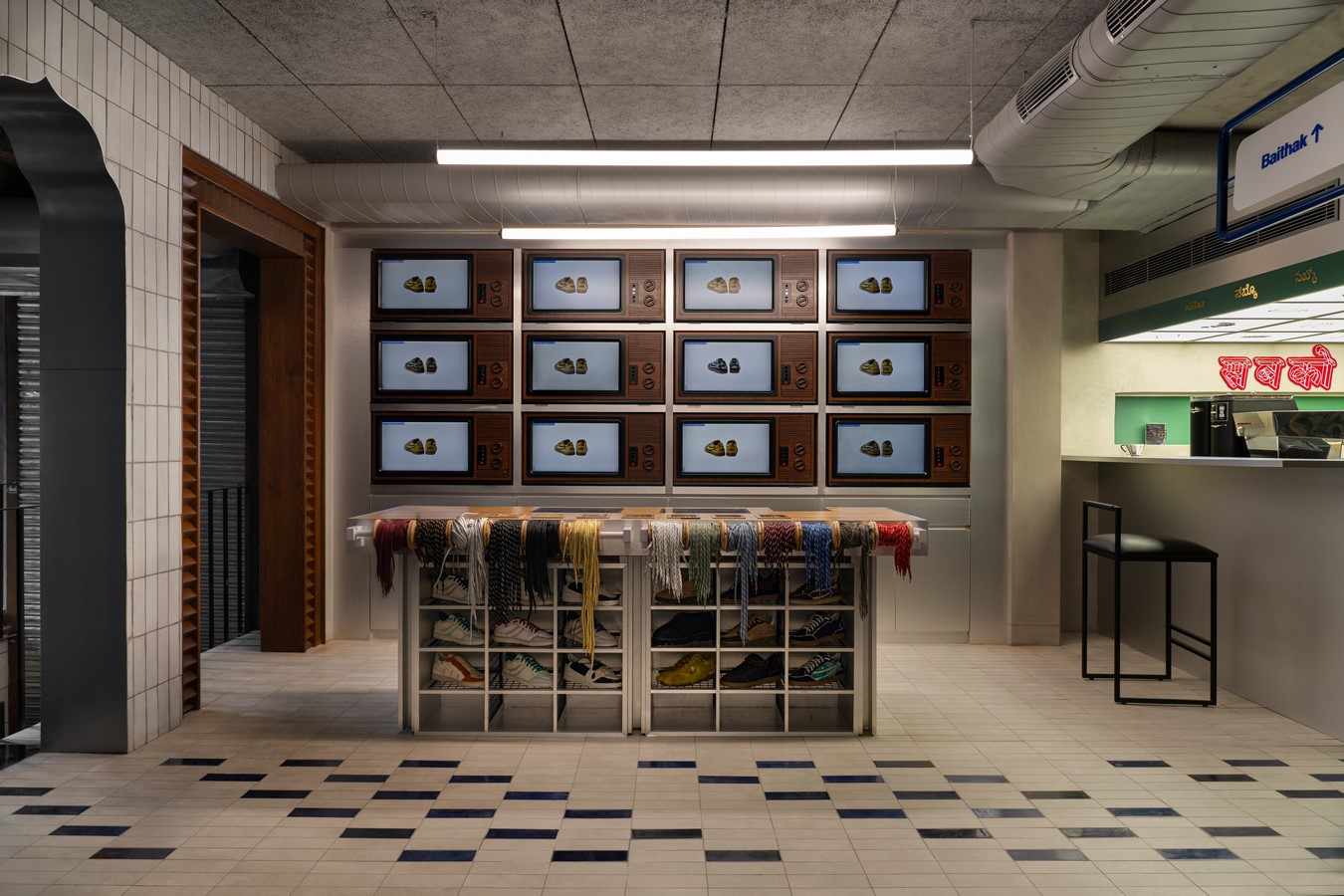 GULLY LABS - INDIAN SNEAKER STORE by THE MELANGE STUDIO-Sheet5
