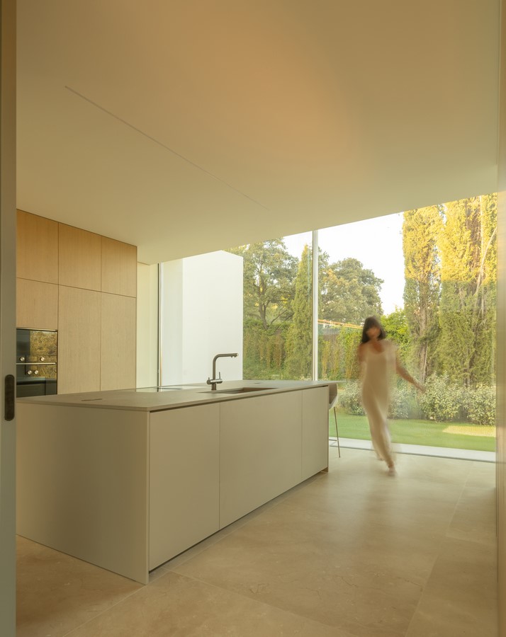 Villa Lago by Fran Silvestre Arquitectos-Sheet11