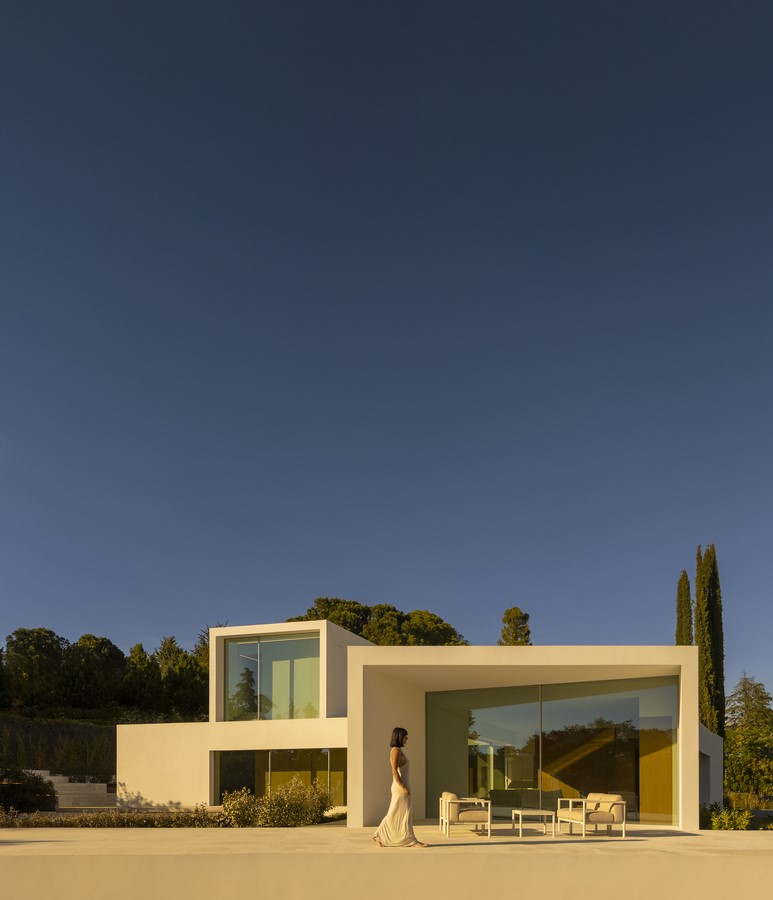 Villa Lago by Fran Silvestre Arquitectos-Sheet1